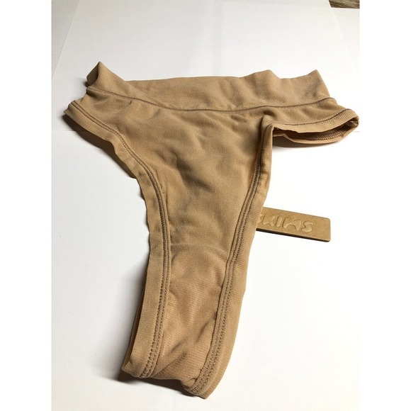 SKIMS Fits Everybody Thong Clay Tan NWT Size XXS - Picture 6 of 10